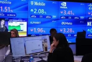 早盘：美股继续上扬 道指创历史新高